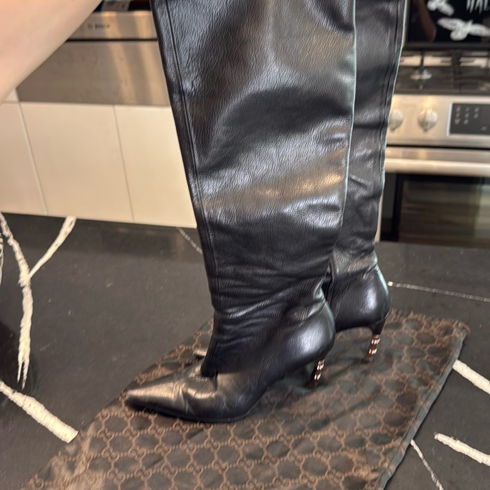Authentic Gucci Black Leather Boots in Size 7.5